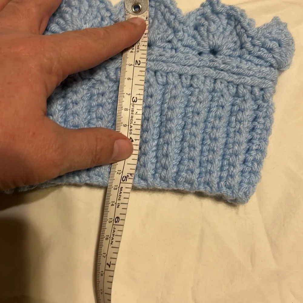 Romajesty light blue baby crown